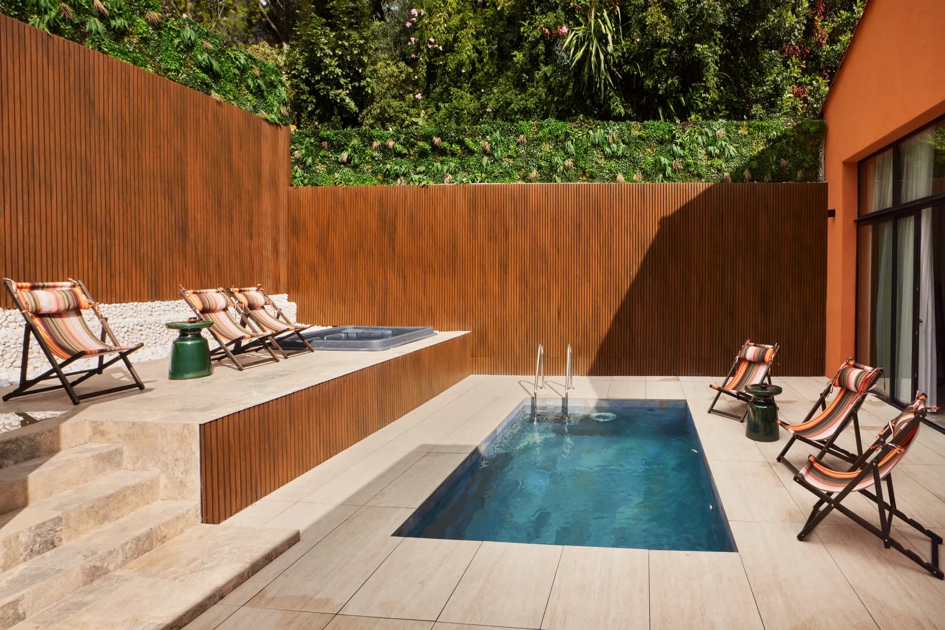 Eze Beach Residence